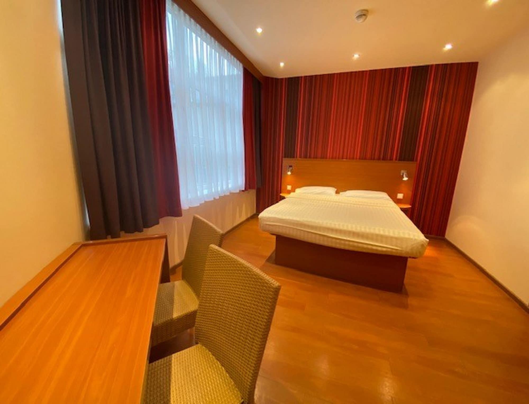 Leonardo Hotel Salzburg City Center מראה חיצוני תמונה