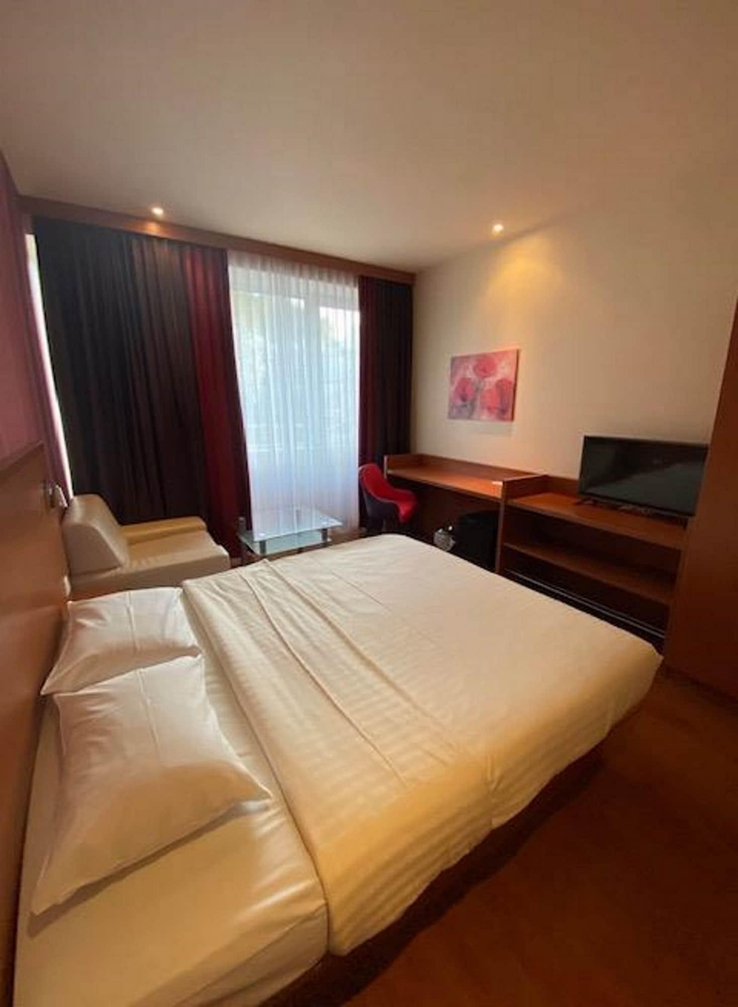 Leonardo Hotel Salzburg City Center מראה חיצוני תמונה
