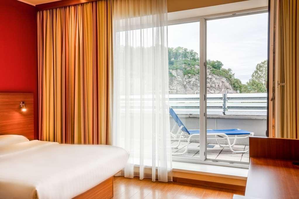 Leonardo Hotel Salzburg City Center מראה חיצוני תמונה